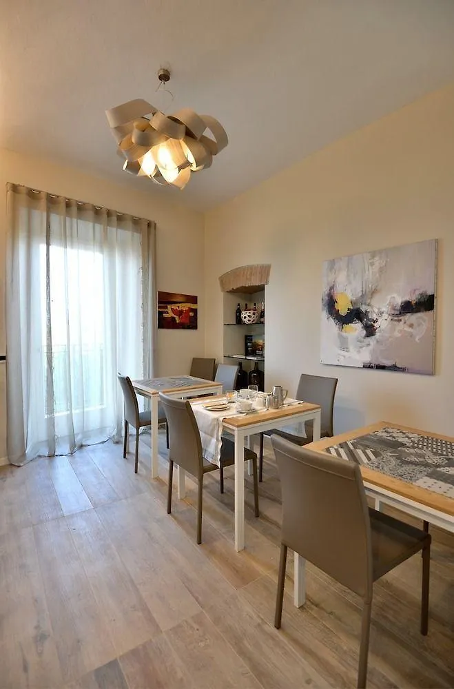 Daman Rooms & Breakfast Barzago Oda ve Kahvaltı